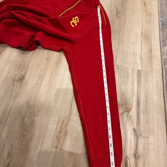 Tommy Bahama Collegiate Series USC men sweatshirt size M/M - Picture 14 of 14